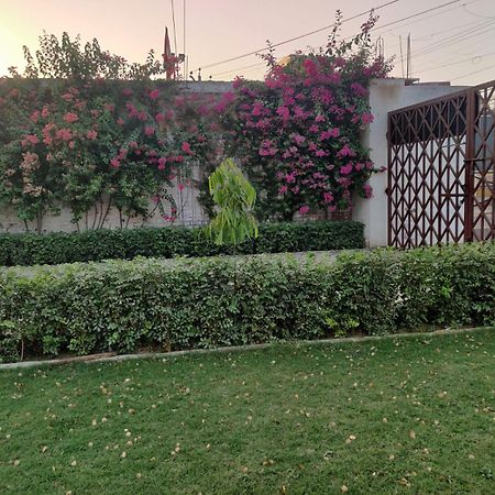 فندق Jp International Naimisharanya المظهر الخارجي الصورة