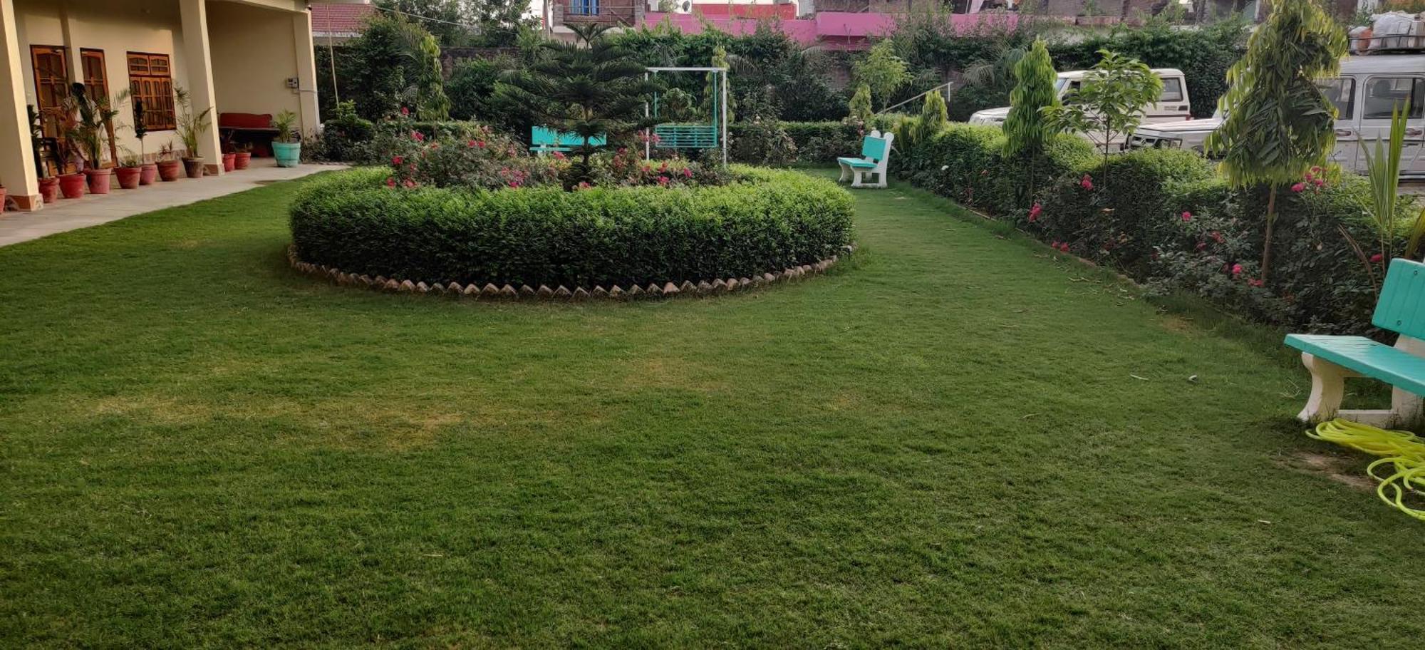 فندق Jp International Naimisharanya المظهر الخارجي الصورة